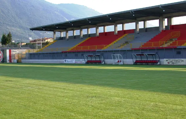 Nocerina contro il Costa d’Amalfi al Novi di Angri chiesta inversione di settori Nocerina contro il Costa d’Amalfi al Novi di Angri chiesta inversione di settori Stadio P