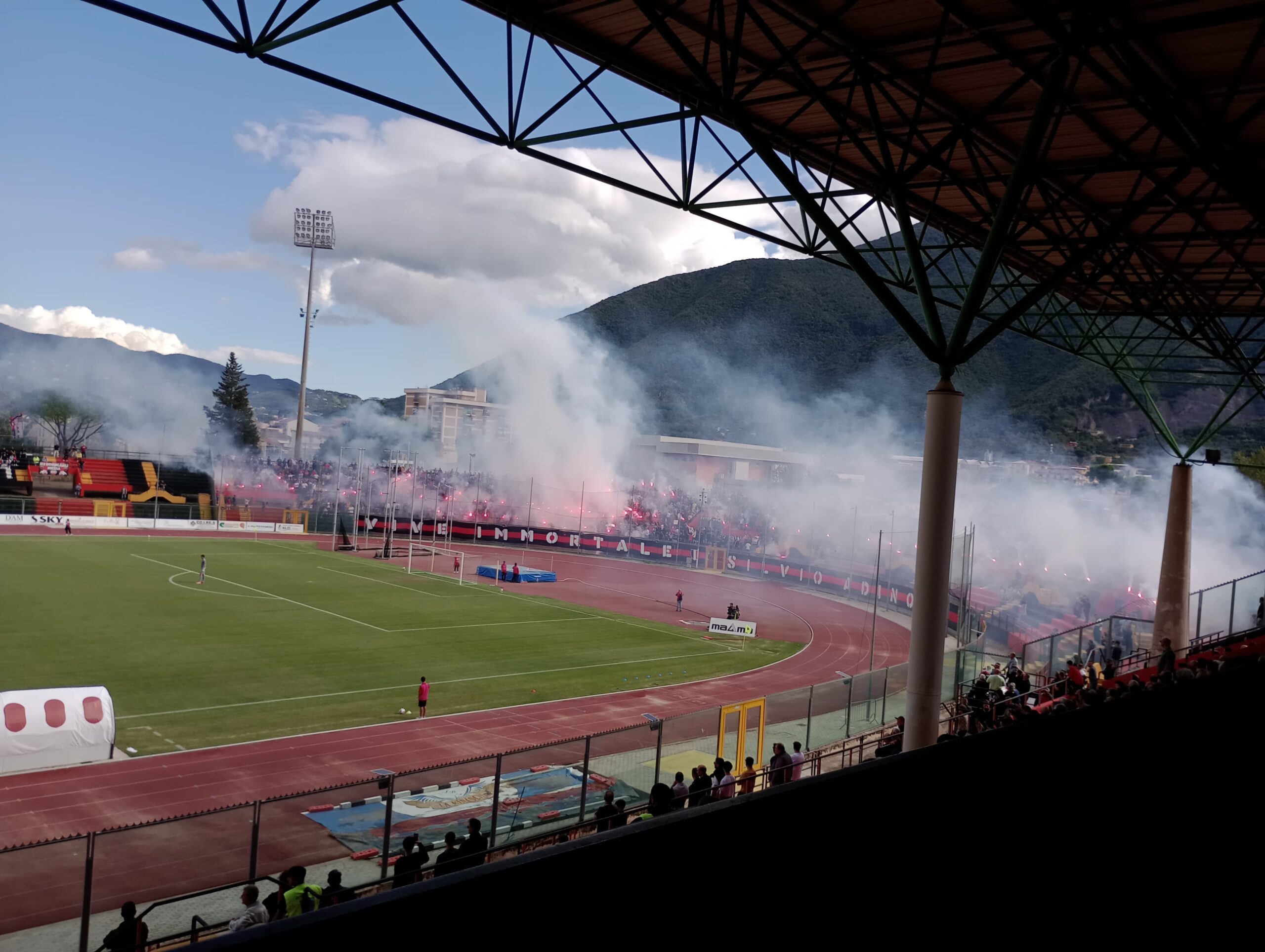 cronaca|nocerina-fidelis andria: troppa nocerina per i pugliesi, che racimolano 3 reti. CRONACA|NOCERINA-FIDELIS ANDRIA: TROPPA NOCERINA PER I PUGLIESI, CHE RACIMOLANO 3 RETI. IMG 20241006 WA0066 scaled