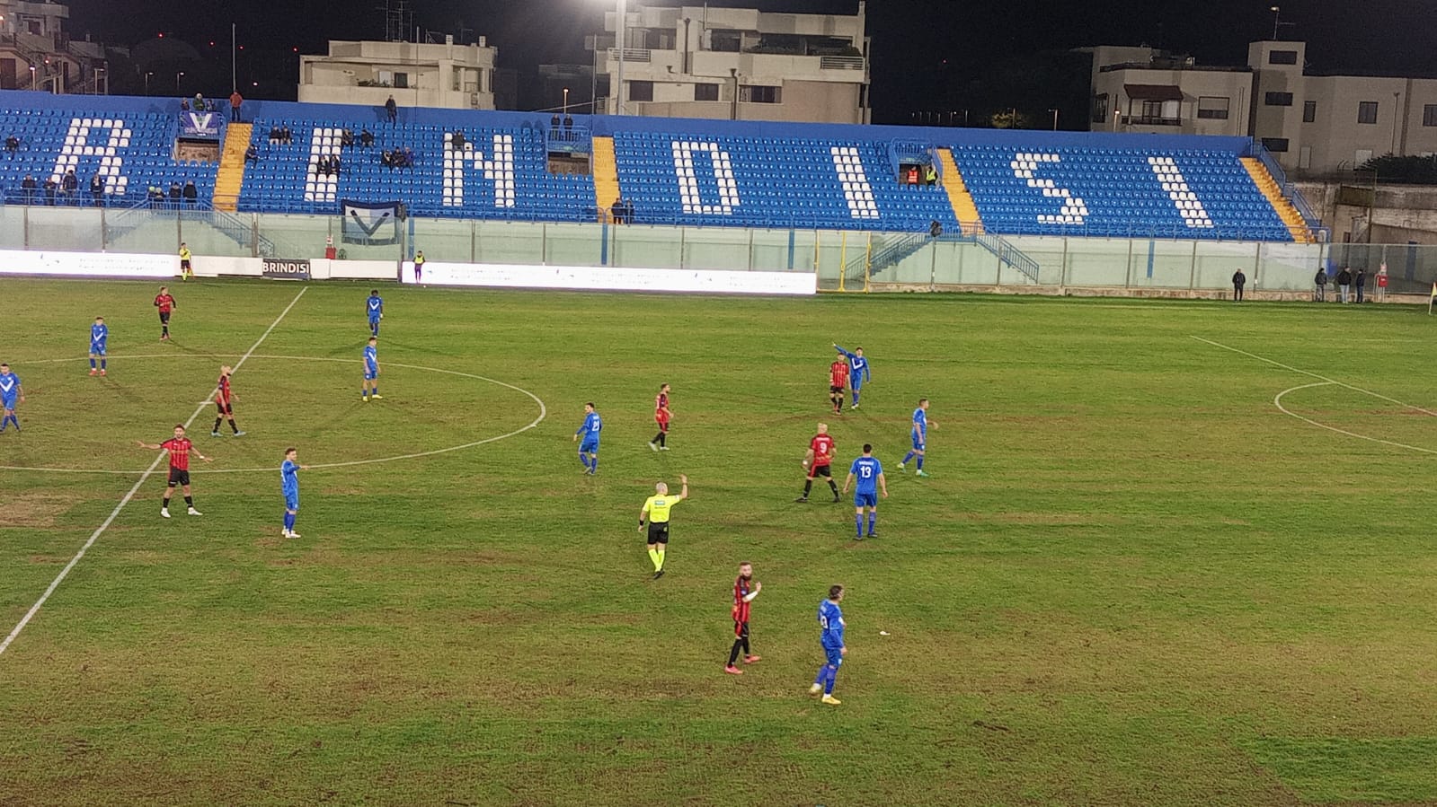 BRINDISI-NOCERINA 2-1| I molossi escono sconfitti anche dal "Fanuzzi". È crisi per la squadra di mister Novelli. BRINDISI-NOCERINA 2-1| I molossi escono sconfitti anche dal &#8220;Fanuzzi&#8221;. È crisi per la squadra di mister Novelli. IMG 20241201 WA0062